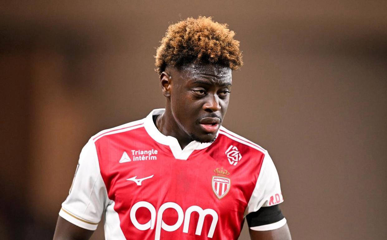 33岁阿根廷悍将双传精准制导,里昂法甲第5强势4连胜逆转摩纳哥